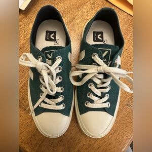 Veja Wata II Low Canvas Poker Pierre – Vegan Women’s size 6 New